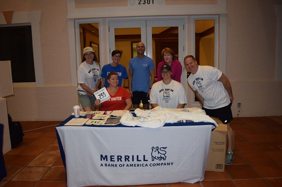 volunteers at the Merrill Lynch Bull Run 5K