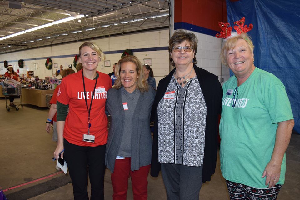 United Way Holiday Project volunteers