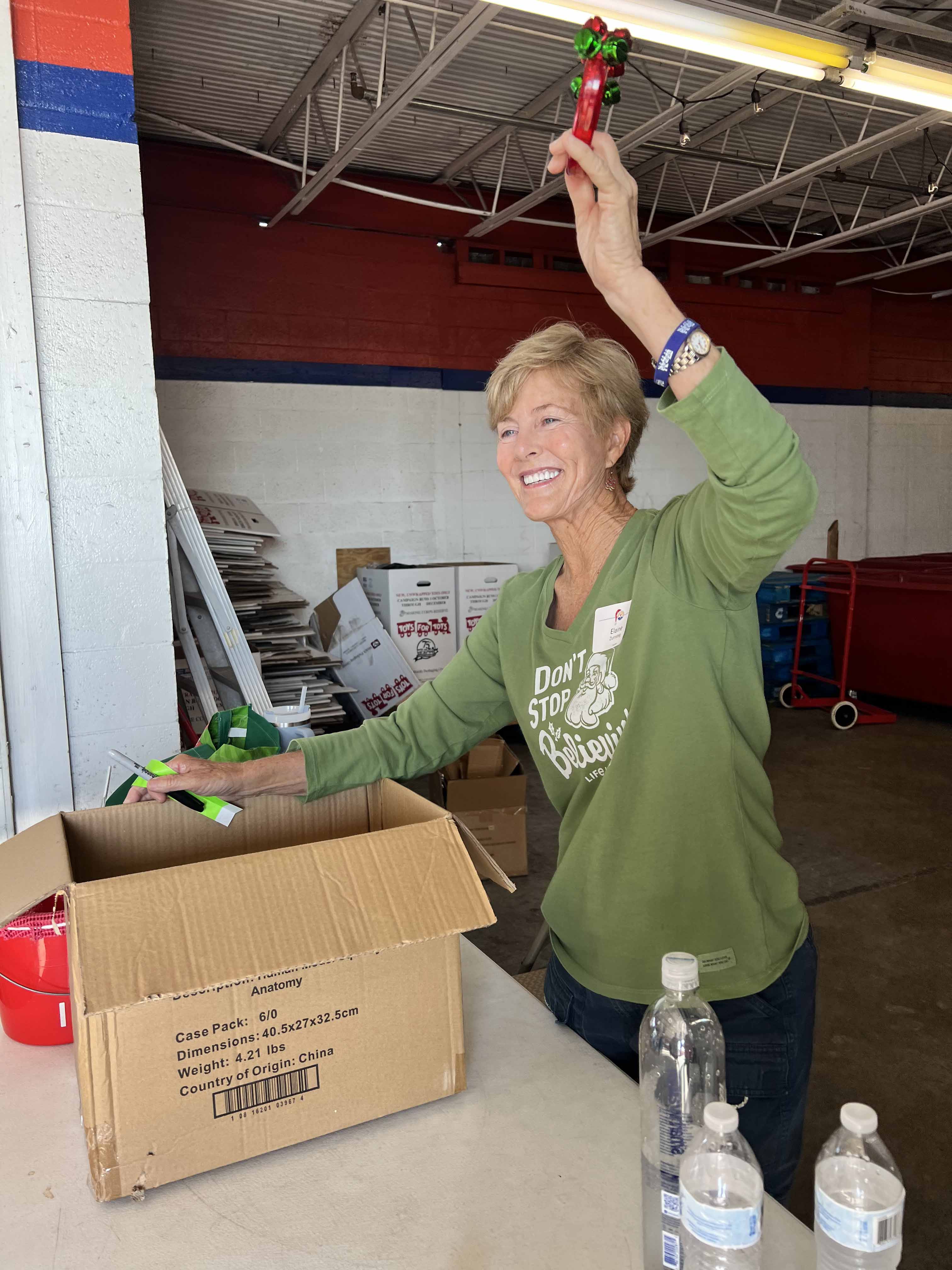 United Way Holiday Project Volunteers